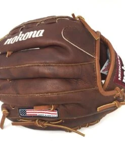Nokona Walnut WB-100 Youth Baseball Glove 10.5 Right Hand Throw 16 Nokona Walnut WB-100 Youth Baseball Glove 10.5 Right Hand Throw -BASEBALL SHOP IMG 1351 32184.1541442348