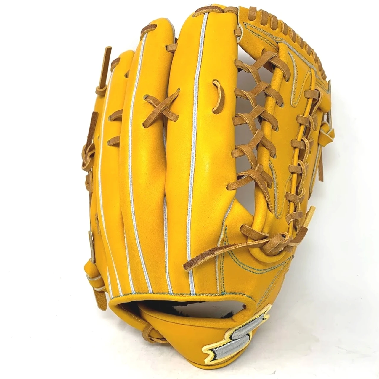 SSK Taiwain Silver Series 13 Inch Baseball Glove Tan Right Hand Throw 6 SSK Taiwain Silver Series 13 Inch Baseball Glove Tan Right Hand Throw - Image 6