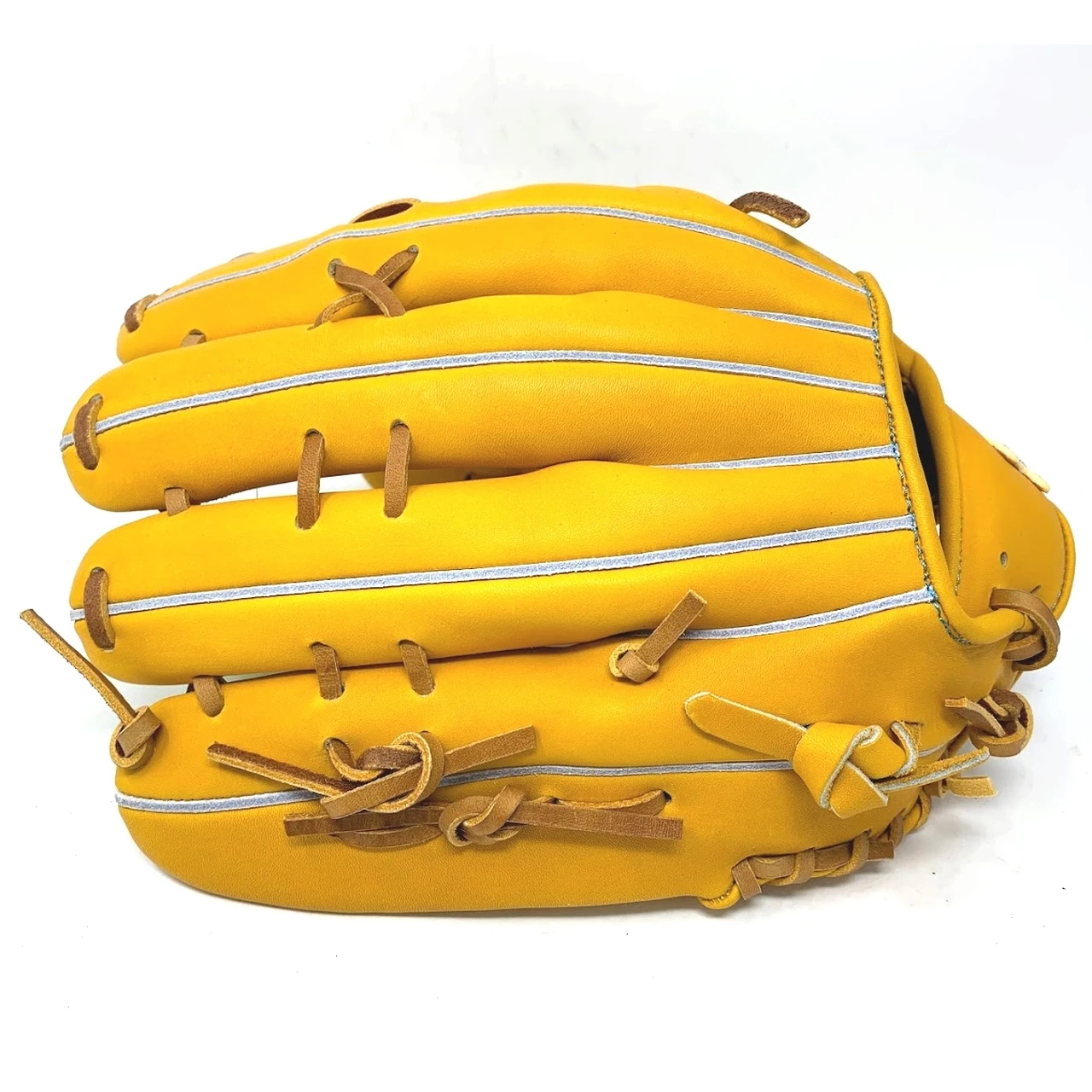 SSK Taiwain Silver Series 13 Inch Baseball Glove Tan Right Hand Throw 4 SSK Taiwain Silver Series 13 Inch Baseball Glove Tan Right Hand Throw - Image 4