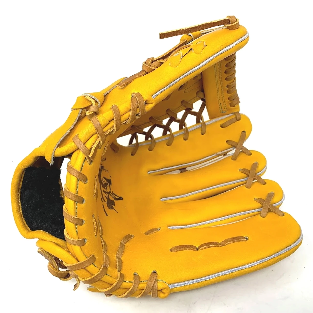 SSK Taiwain Silver Series 13 Inch Baseball Glove Tan Right Hand Throw 3 SSK Taiwain Silver Series 13 Inch Baseball Glove Tan Right Hand Throw - Image 3