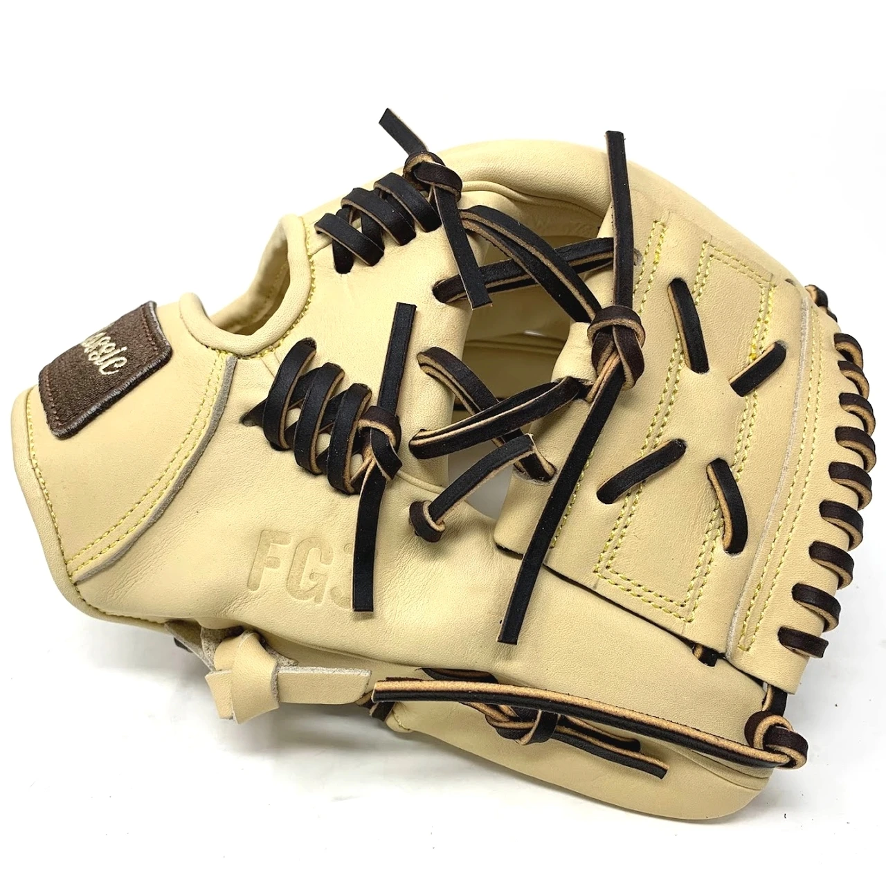 Classic Baseball Glove 11.5 inch One-Piece Web Blonde Right Hand Throw 2 Classic Baseball Glove 11.5 inch One-Piece Web Blonde Right Hand Throw - Image 2